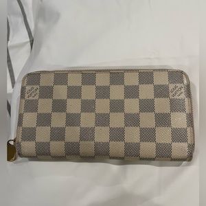 Louis Vuitton Wallet - Checkered Monogram